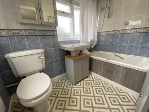 BATHROOM- click for photo gallery